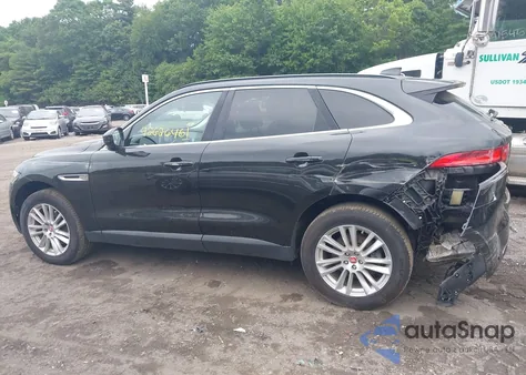 2017 Jaguar F-Pace 35T Prestige from USA, damaged, VIN SADCK2BV9HA064656